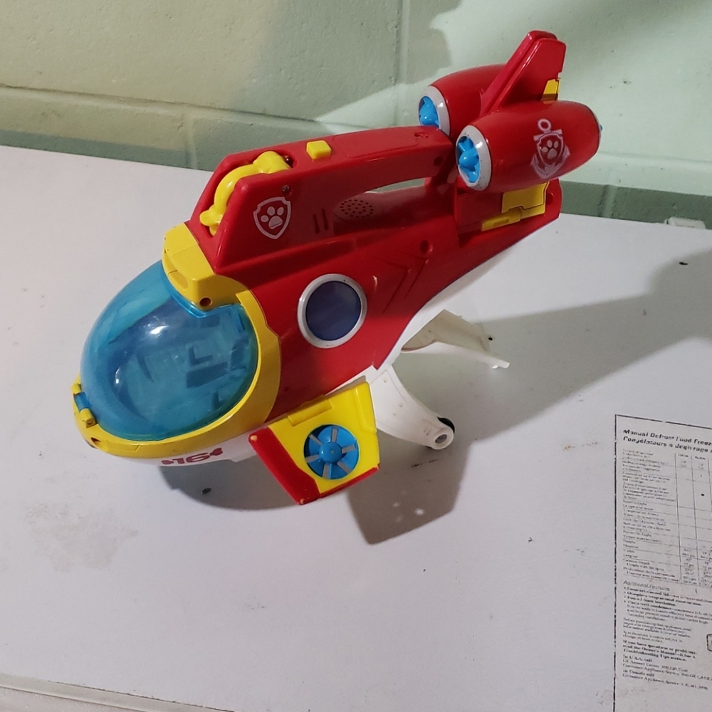 Misc. Paw patrol lot 15 pieces